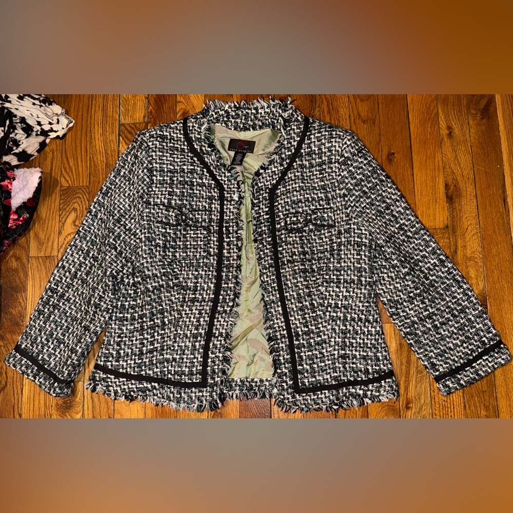 True Meaning Tweed Fringe Jacket L Large Black White Green Bouclé Open Front